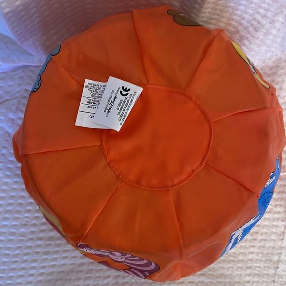 Disney expandable trick or treat bucket - Picture 6 of 8